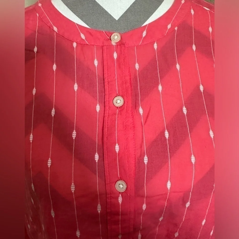 LOFT Coral Top with white embroidery, NWT! - Picture 6 of 9